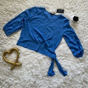 NWT Gibson Blue Tie Front 3/4 Sleeve Blouse